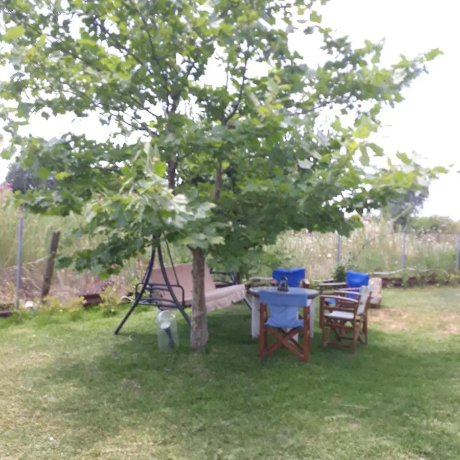 Evdokia Country Maisonette Ágios Mámas Grèce